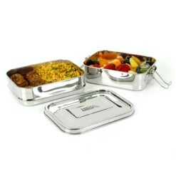 a slice of green lekvrije rvs lunchbox