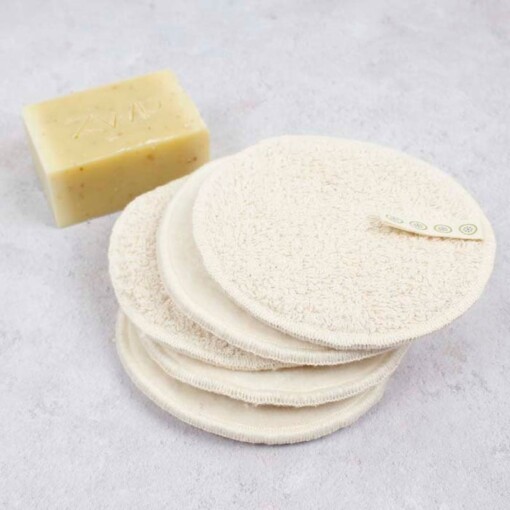 a slice of green reusable make-up pads