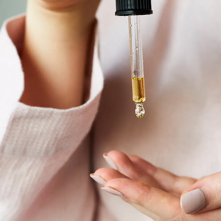 face serum face oil upcircle met rozenbottel