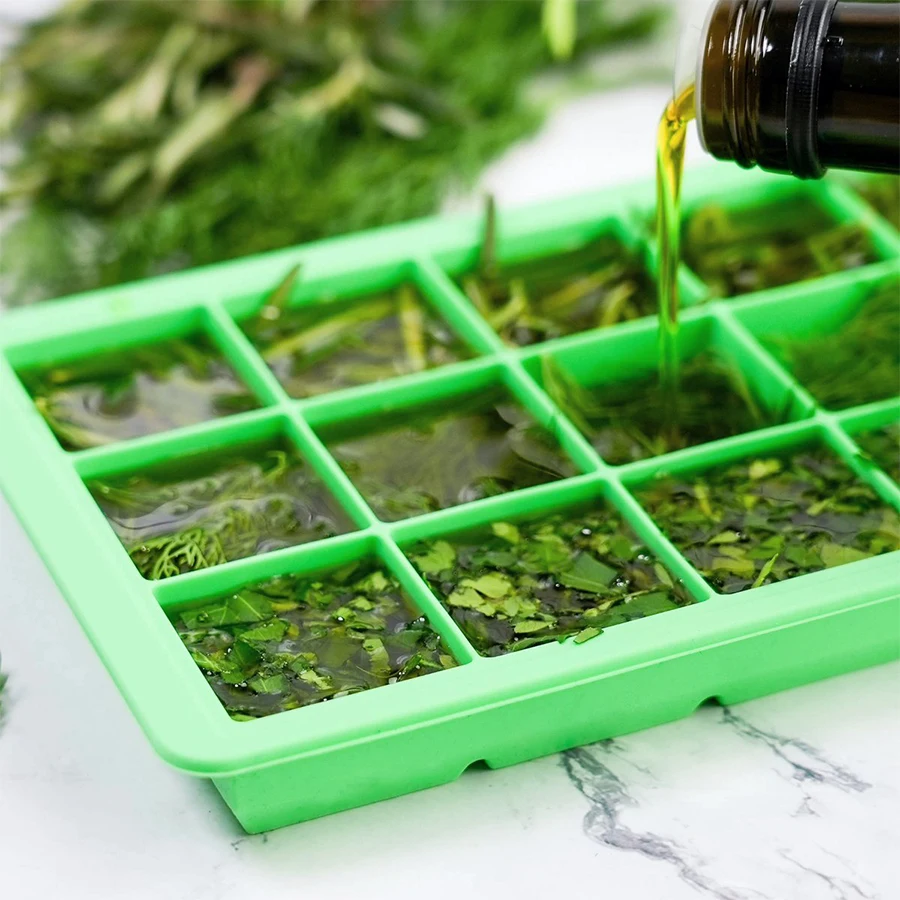 Kooleco icecubetray 15x30ml product oil herbs